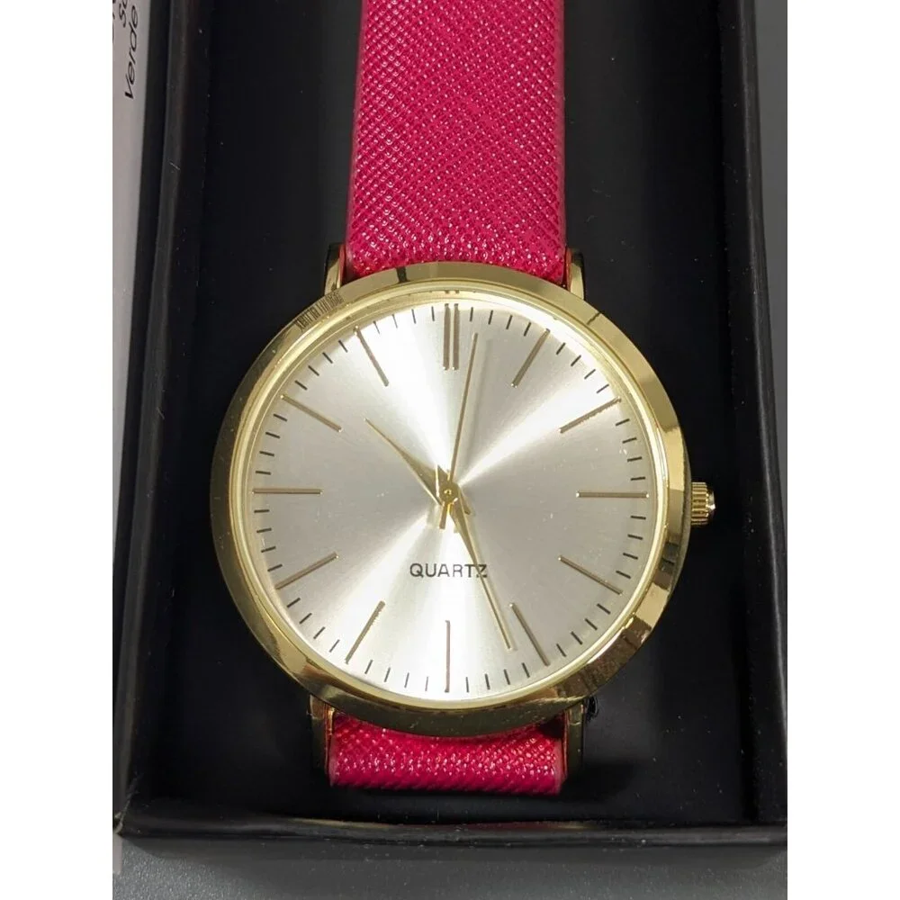 Avon Aurora Strap Watch Pink‎ Faux Leather Textured Gold Tone Classic